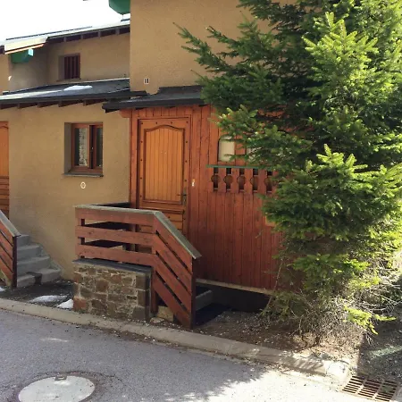 Les Cazelles * Bolquere Pyrenees 2000